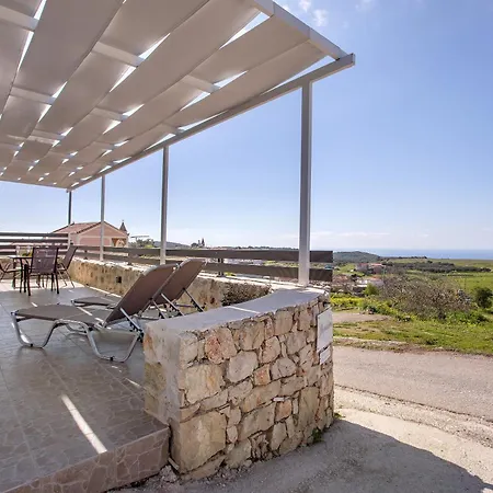 Holiday home Iliovasilema House
