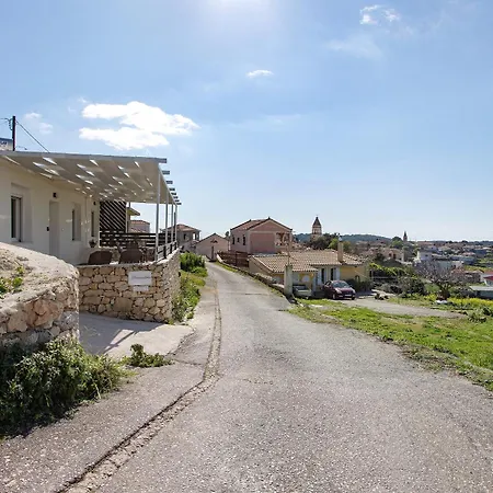 Iliovasilema House *