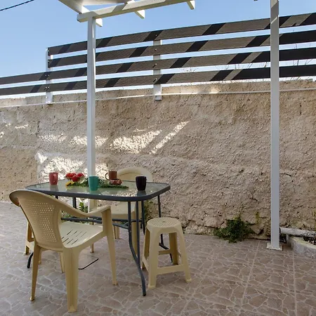Holiday home Iliovasilema House Volimes